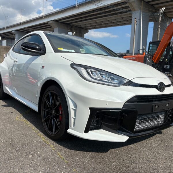 (2024/6) Toyota GR YARIS RZ HIGH PERFORMANCE (AT) (FREE BODYKIT)