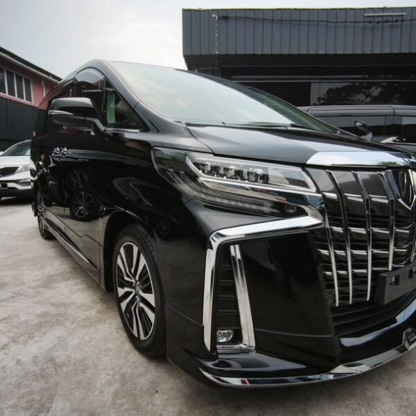 (2022/2) Toyota ALPHARD 2.5 SC (7 SEATER)
