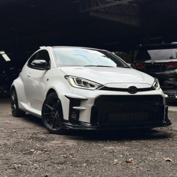 (2023/12) Toyota GR YARIS RZ HIGH PERFORMANCE (MT)