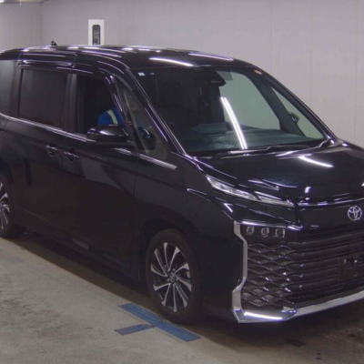 (2023/7) Toyota VOXY 2.0 S-Z (7 SEATER)